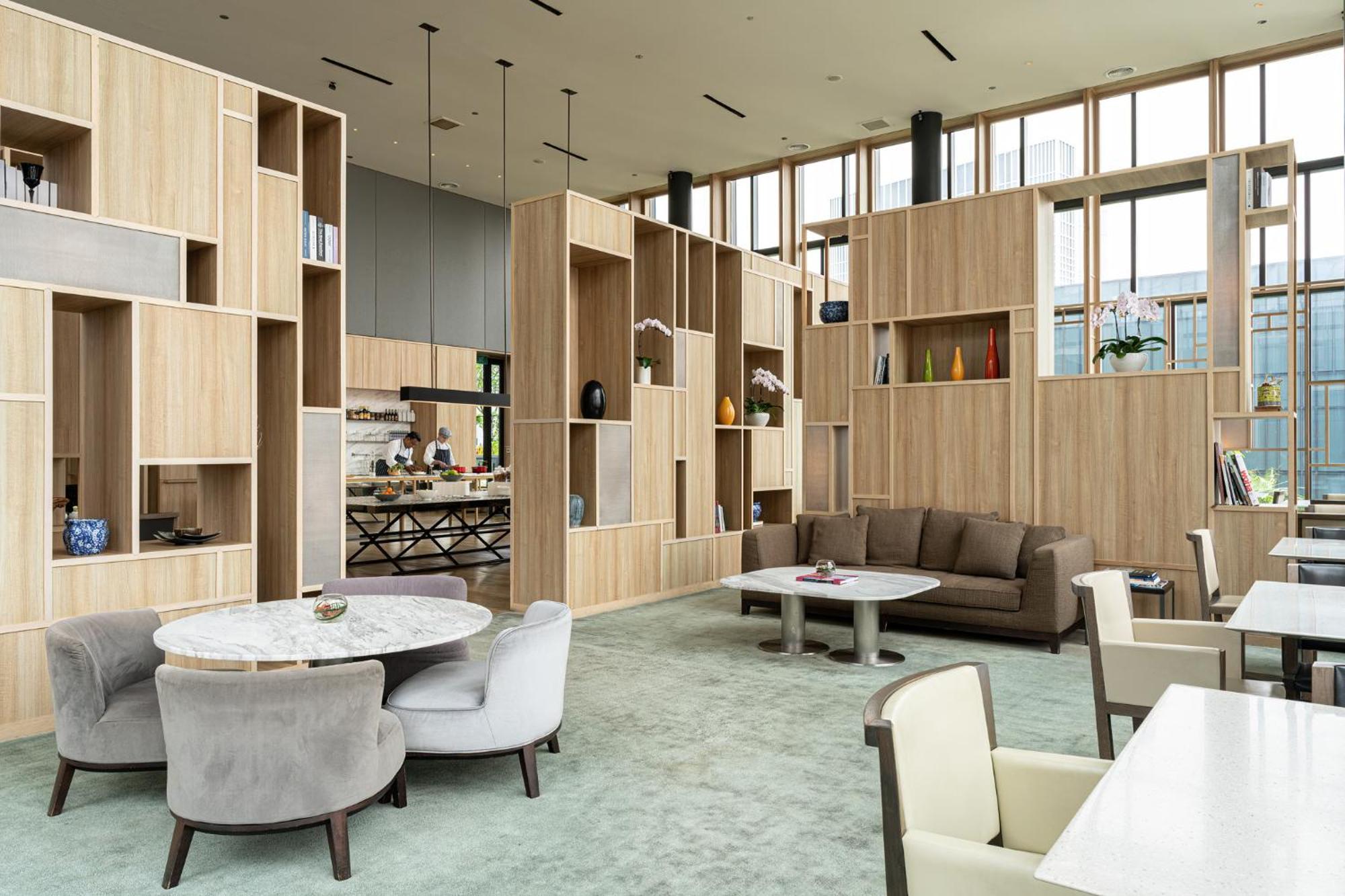 Parkroyal Collection Pickering, Сингапур Екстериор снимка The lounge at the airport